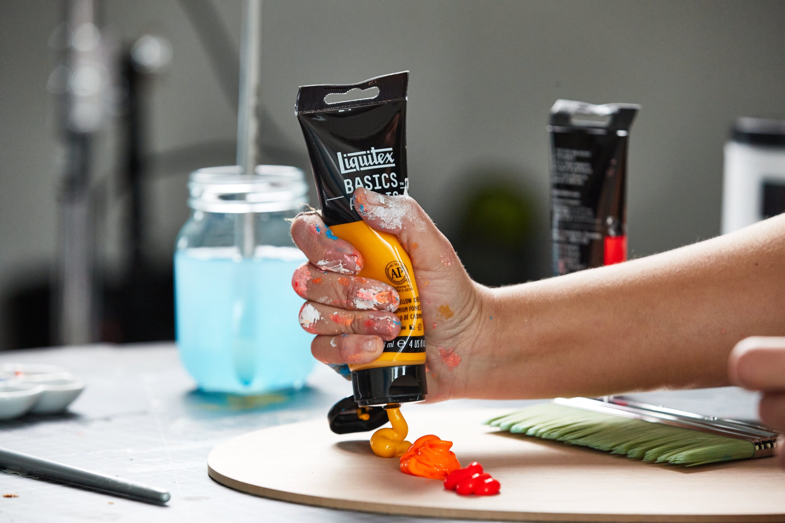 taidetarvikkeet liquitex basics