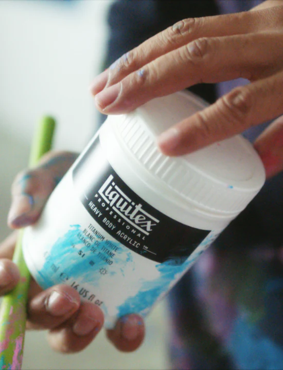 Liquitex apuaineet ja taidetarvikkeet
